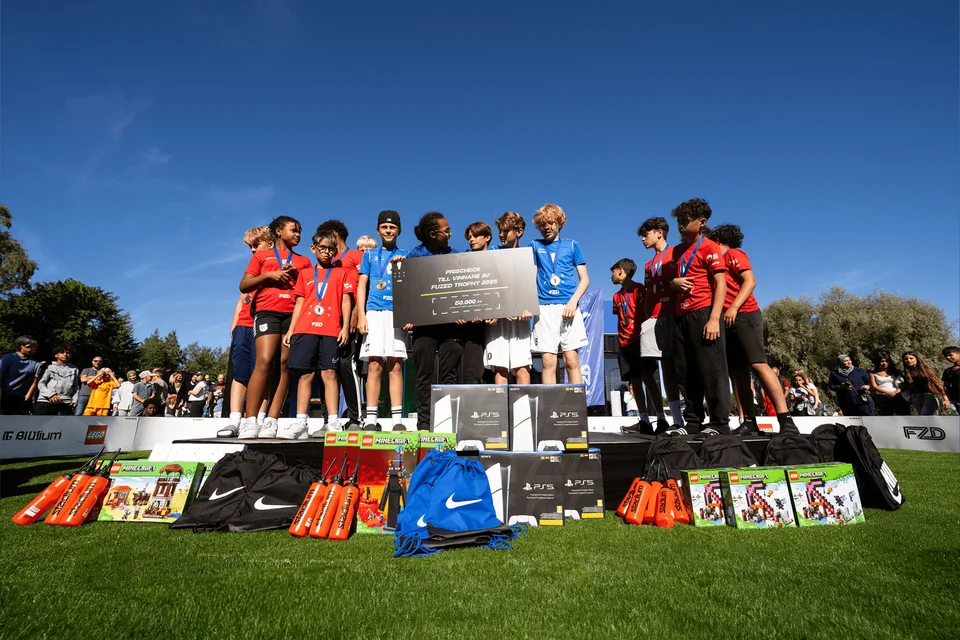Lag och åskådare på FUZED Trophy-finalerna 2025 i Västerås